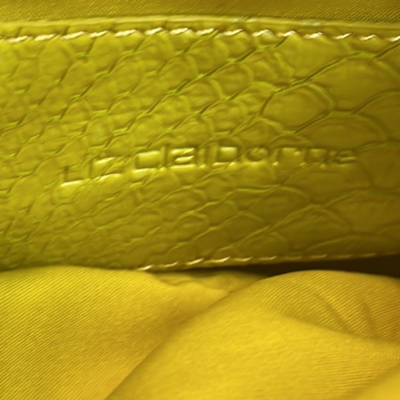 Liz Claiborne Yellow Vegan Python Crossbody Bag - Picture 8 of 11